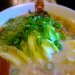 豚王+キャベツ、ネギトッピング。昼なので勘弁…。