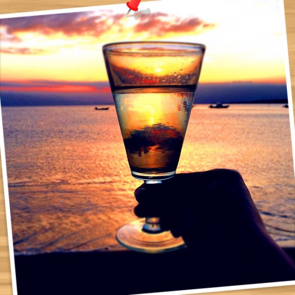 本日のサンセットお届け便です❤️ お忙しかった方も、それほどではなかった方も、今日も一日お疲れ様でした〜(o˘◡˘o) ゆったりとした時間の流れをお楽しみくださいませ…。