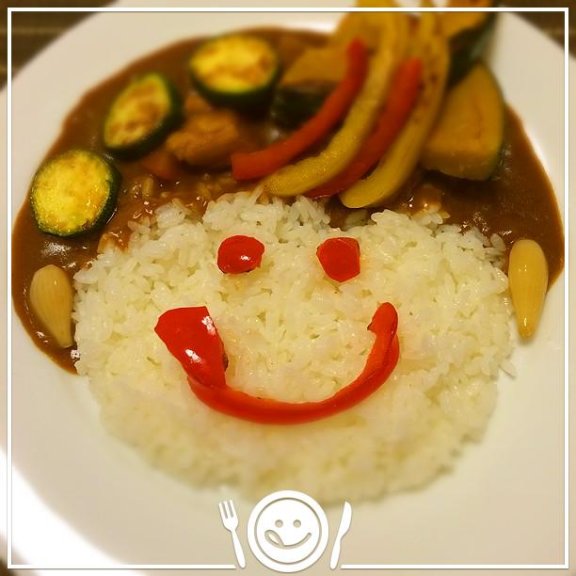 晩ご飯♪ ✳︎ミイルちゃん夏野菜カレー らしくない事やってみました（笑） ミイルでの素敵な出会いに感謝を込めて…♡