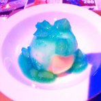 グフ・アイスのUP！
見た目はブルーサワーみたいだけど桃の甘さとソースがベストマッチ(੭ु ˃̶͈̀  ⊿  ˂̶͈́)੭ु⁾⁾❤