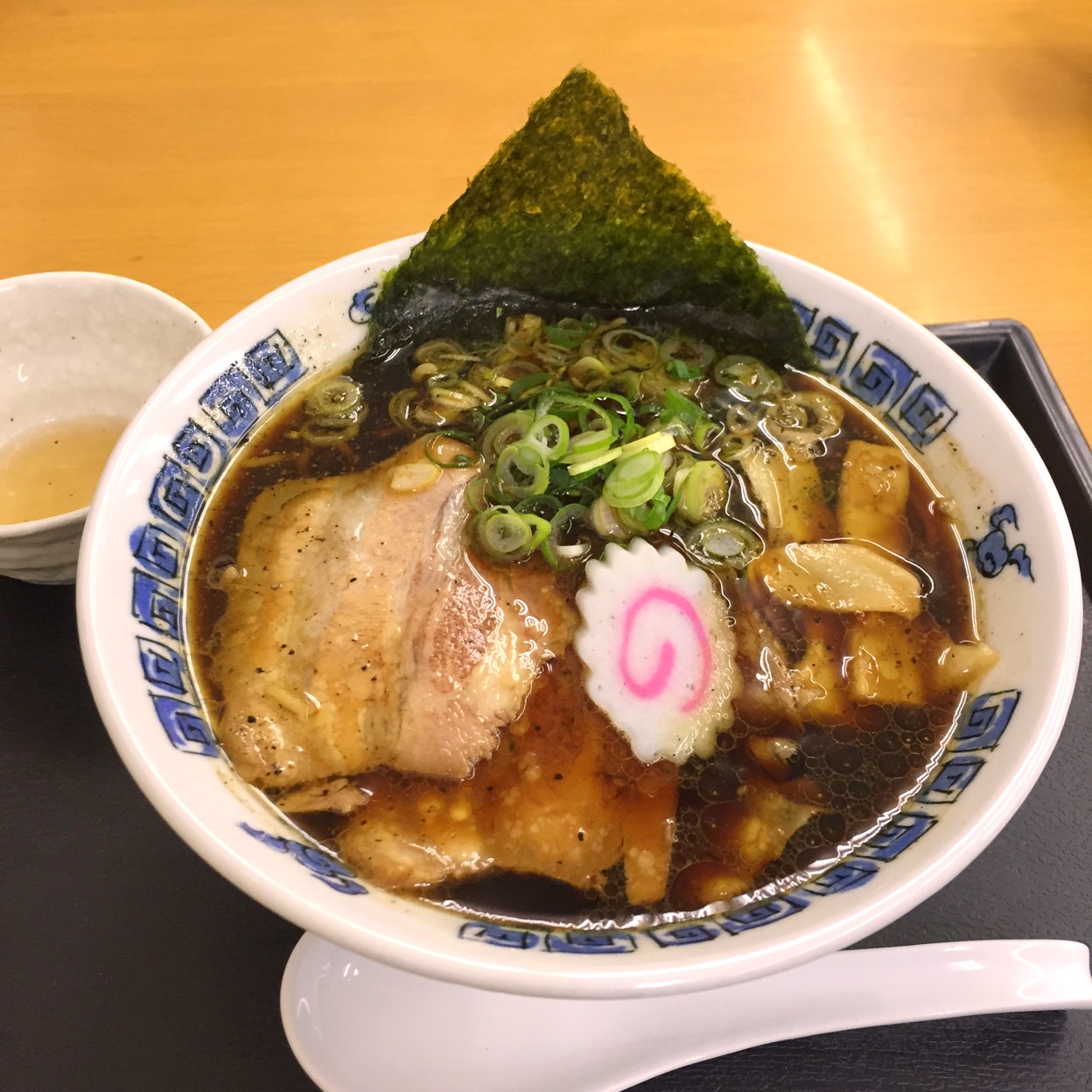 麺 処 象山 屋