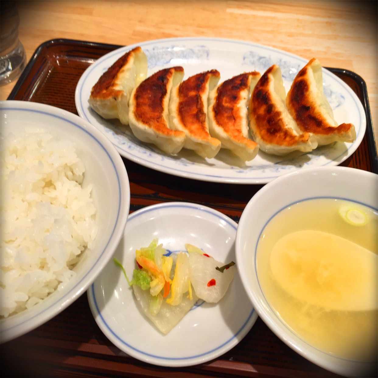 ぎょうざ の 満 洲 高円寺 北口 店