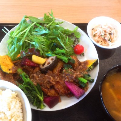 自然食カフェ ダイニング なーりっしゅ 駒込店 上野 日暮里 湯島 駒込 自然食 薬膳