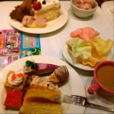 スイーツパラダイス Sweets Paradise イクスピアリ店 浦安 舞浜 ディズニーランド 舞浜 ケーキ ドーナツ