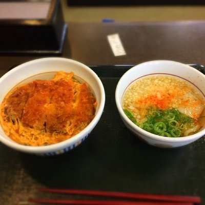 なか卯 南青山一丁目店 六本木 麻布 広尾 白金 乃木坂 丼もの