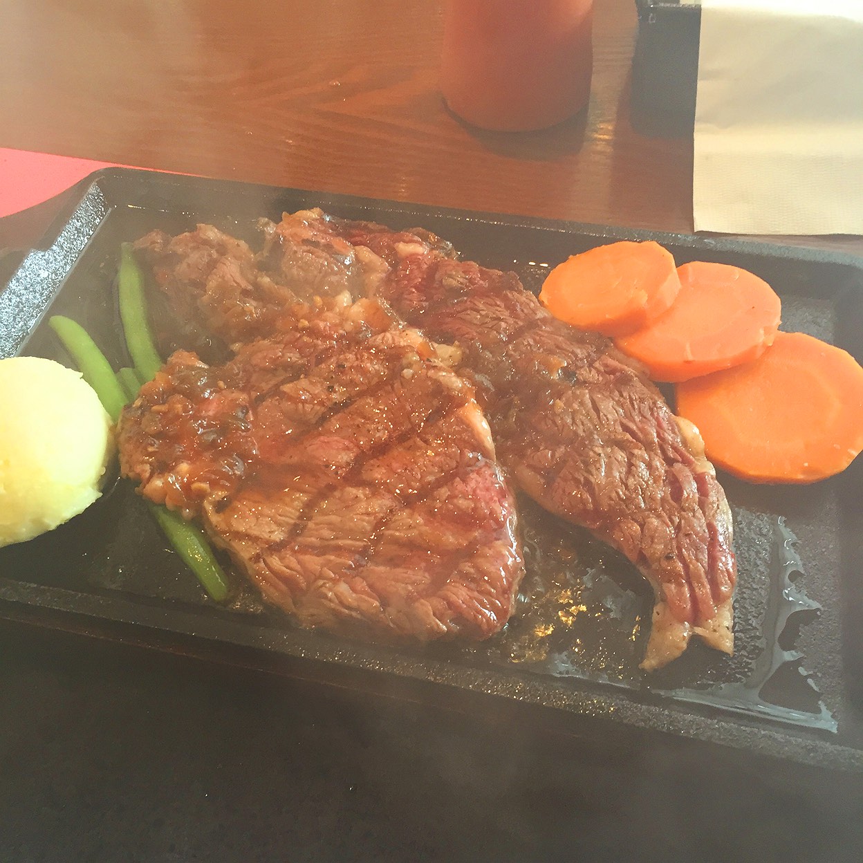 Jackson Beef Steak House (ステーキ)