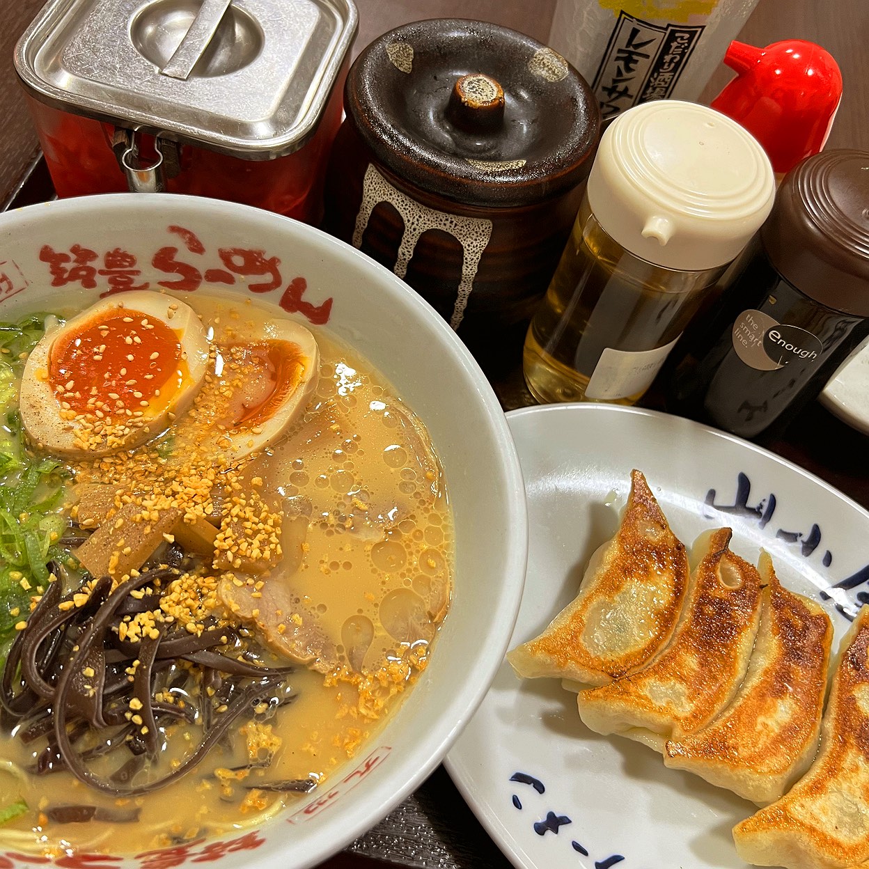 九州筑豊ラーメン 山小屋 早稲田店 高田馬場駅 ラーメン ホットペッパーグルメ