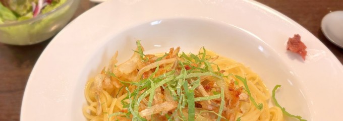 cafe de 10番 箕面市役所前店