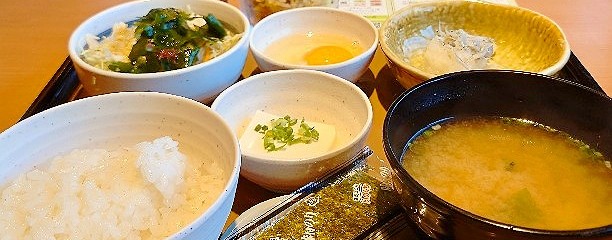 ごはん処 やよい軒 鹿沼店