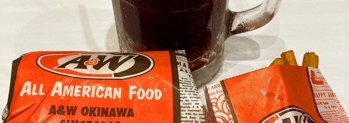 A&W イーアス沖縄豊崎店