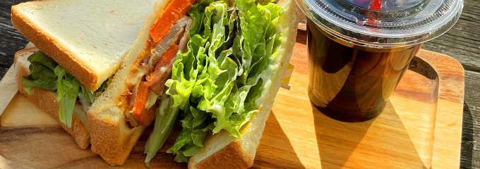 八百屋CAFFEヤサイクル 逗子海岸店