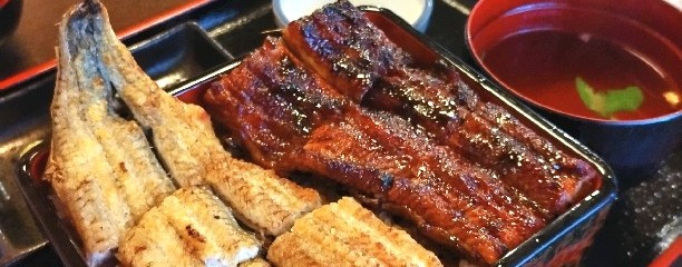 うなしげ