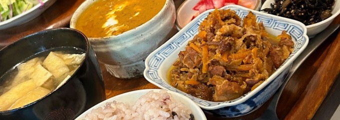 トモリ食堂