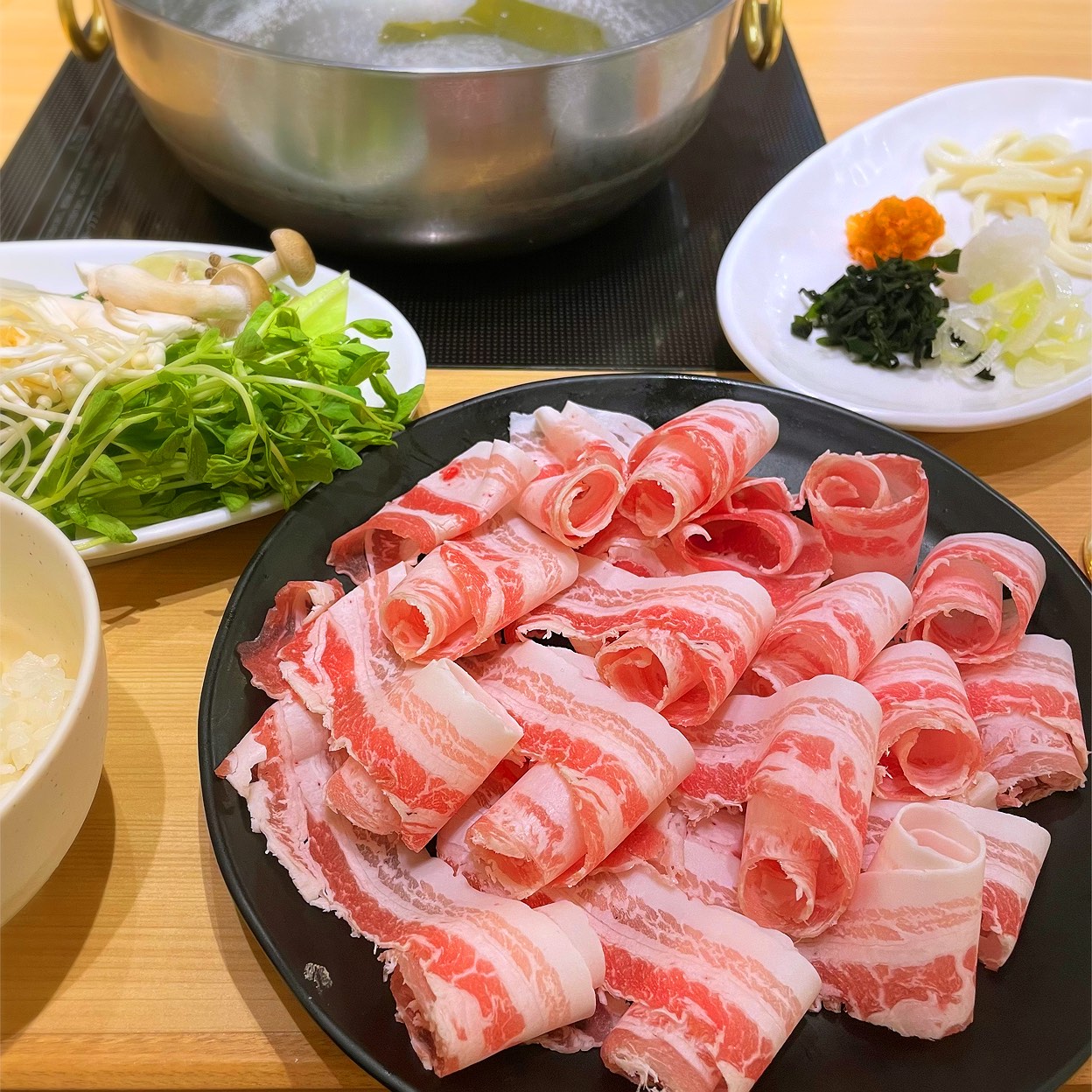 但馬 屋 新 百合 ヶ 丘 店