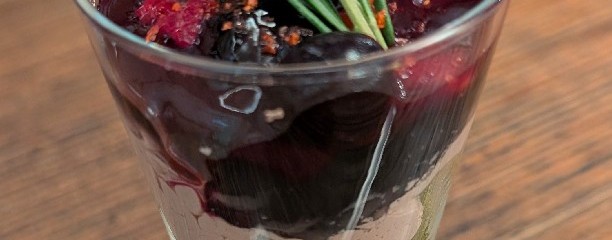 ユーフォーテーブル　カフェ