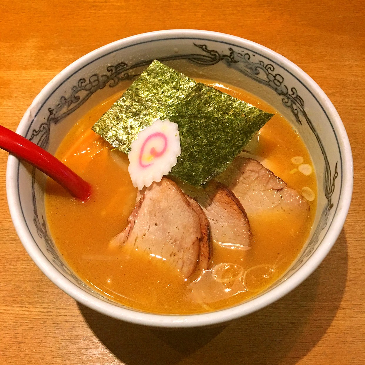 麺や 六三六 大阪総本店(茶屋町・中崎町・中津/ラーメン