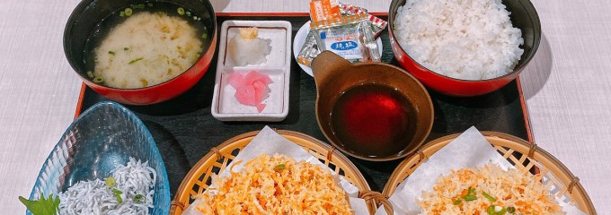 しらす問屋 とびっちょ Terrace Mall 湘南店