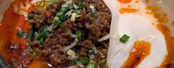 人類みな麺類とエスサワダ