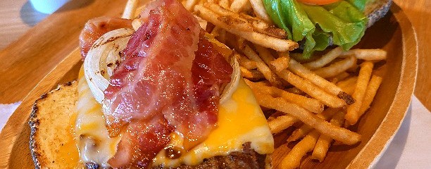 クア アイナ ららぽーとEXPOCITY店