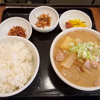 吉田とん汁店