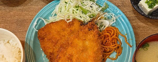 ムシャムシャ食堂　東比恵店