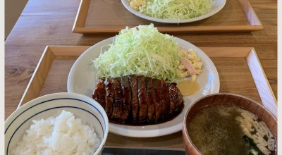 メシと喫茶 八角 ハチカク 新黒部駅 和食 その他