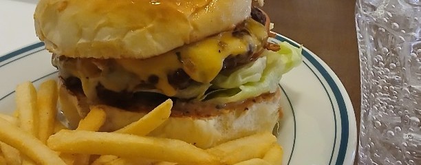 バーガージョーズ 元町店