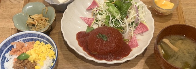 四季愛菜ダイニング