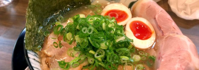 とんこつ、牛骨ラーメン 龍瞳