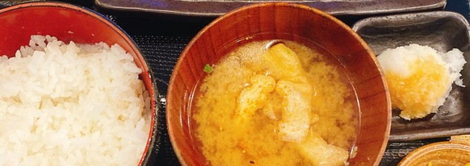 炭火焼干物定食 しんぱち食堂 エミオ田無店