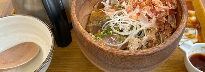 こめらく 海鮮茶漬けとおむすびと。EXPASA海老名下り店