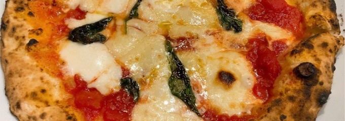 TRATTORIA piano