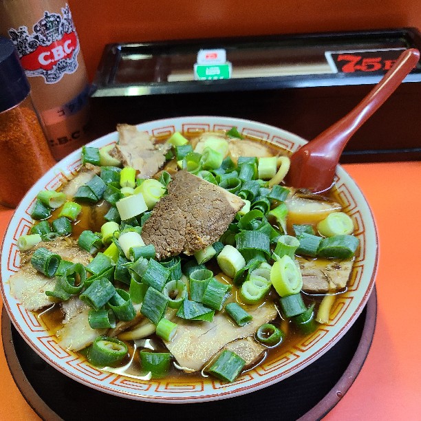 麺屋7.5Hz 梅田店(大阪駅前・大阪駅構内/ラーメン) | ホットペッパーグルメ