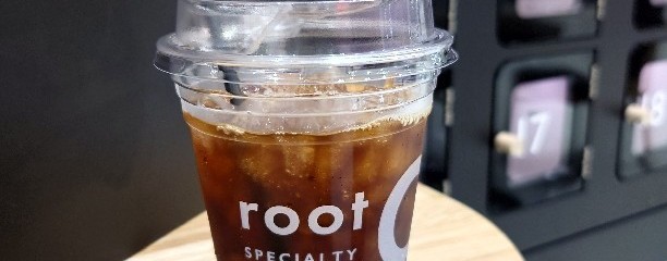 root C イオンモール座間1Fノースコート エスカレーター下