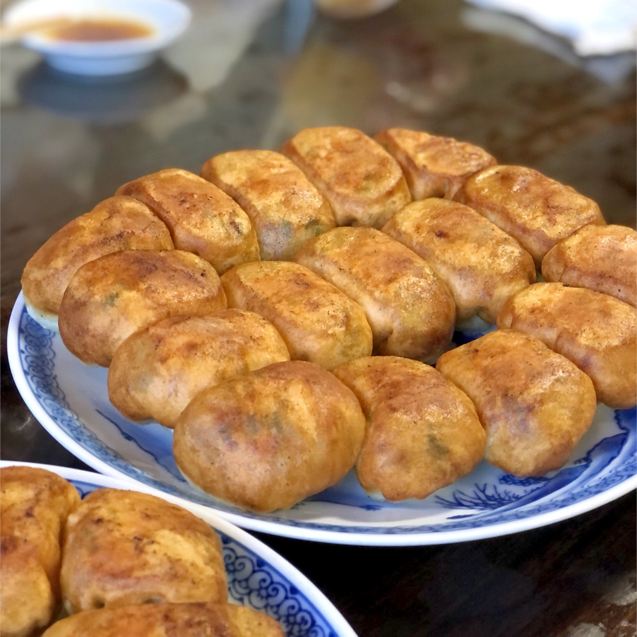 ホワイト 餃子 野田 本店