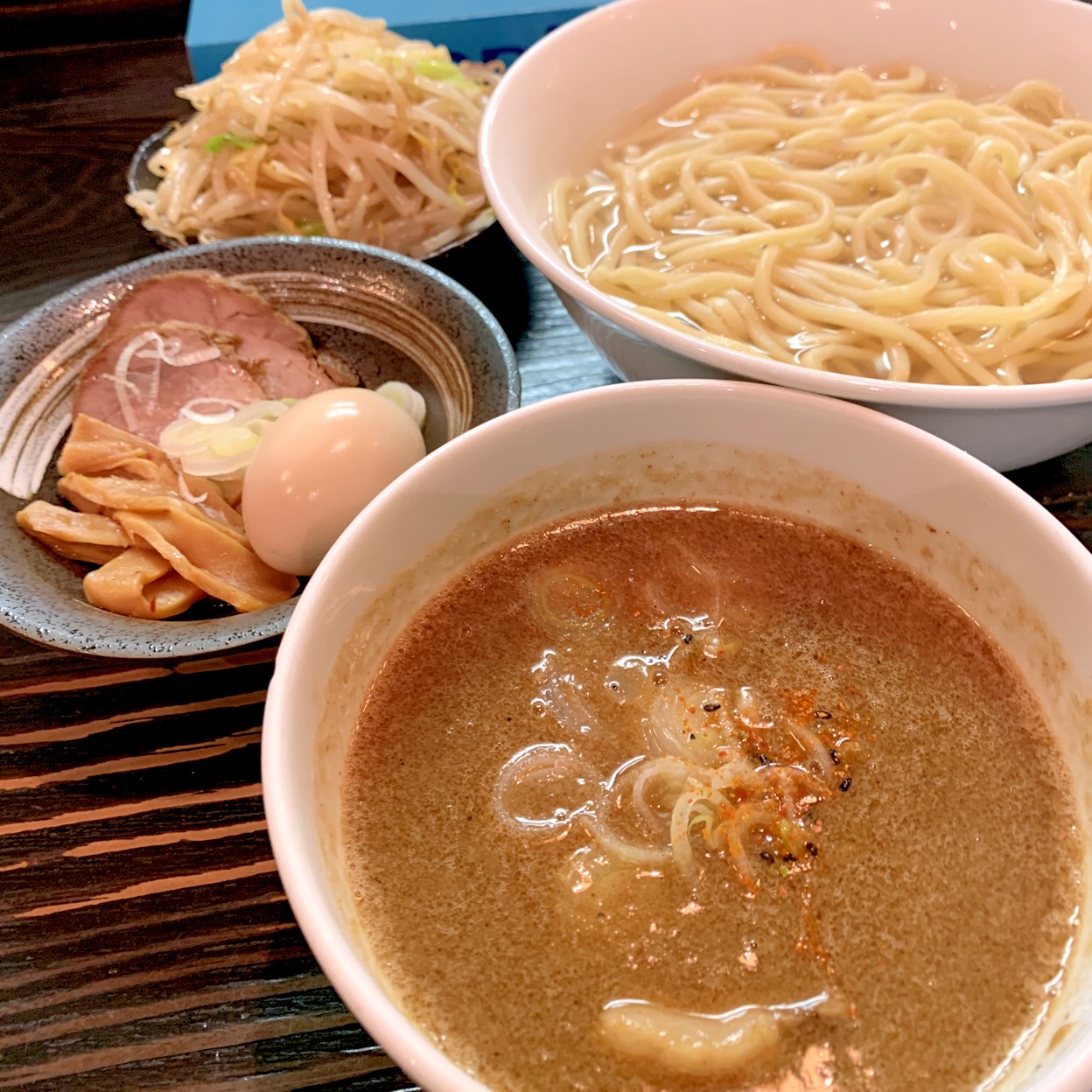 麺 屋 和 利 道