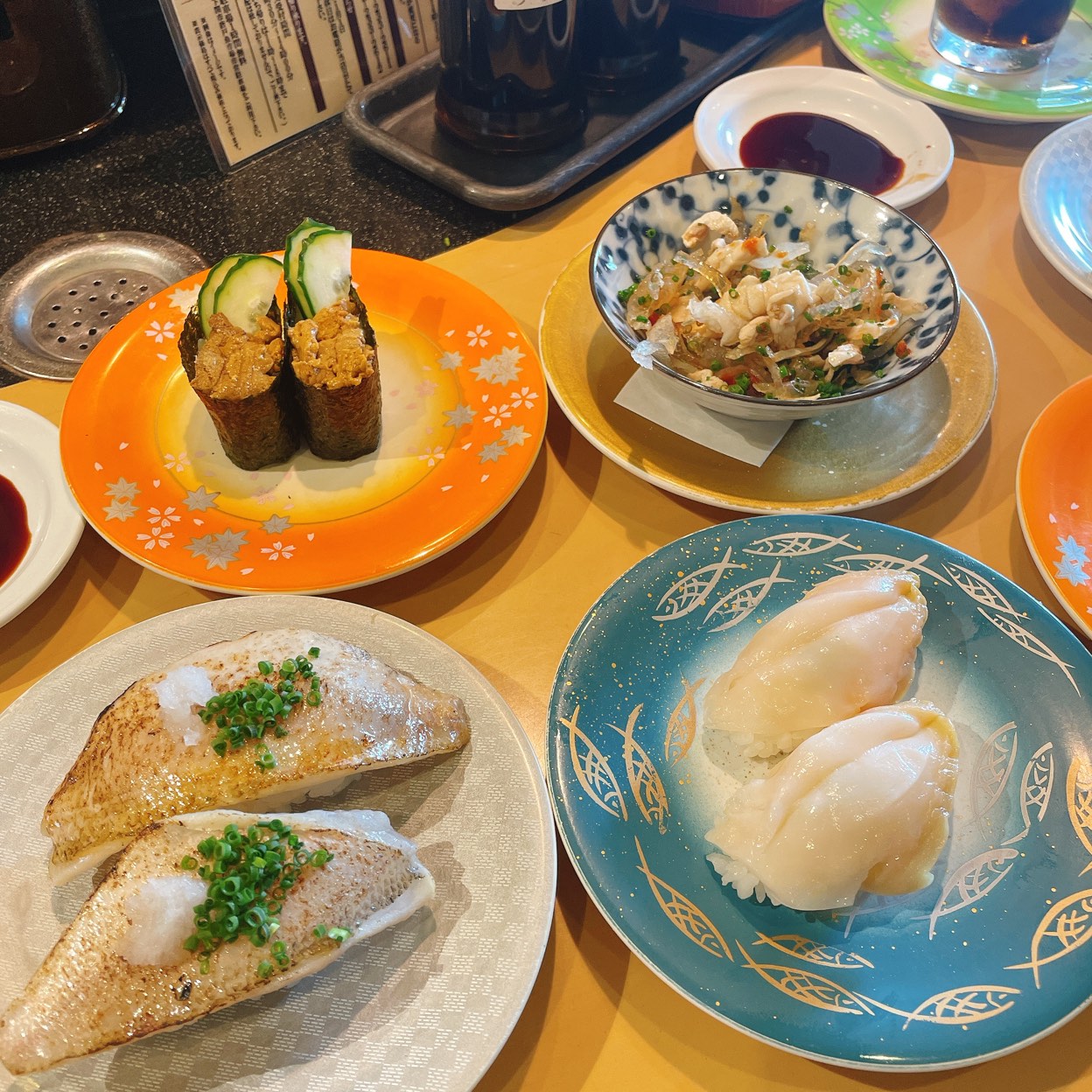 唐戸 市場 回転 寿司
