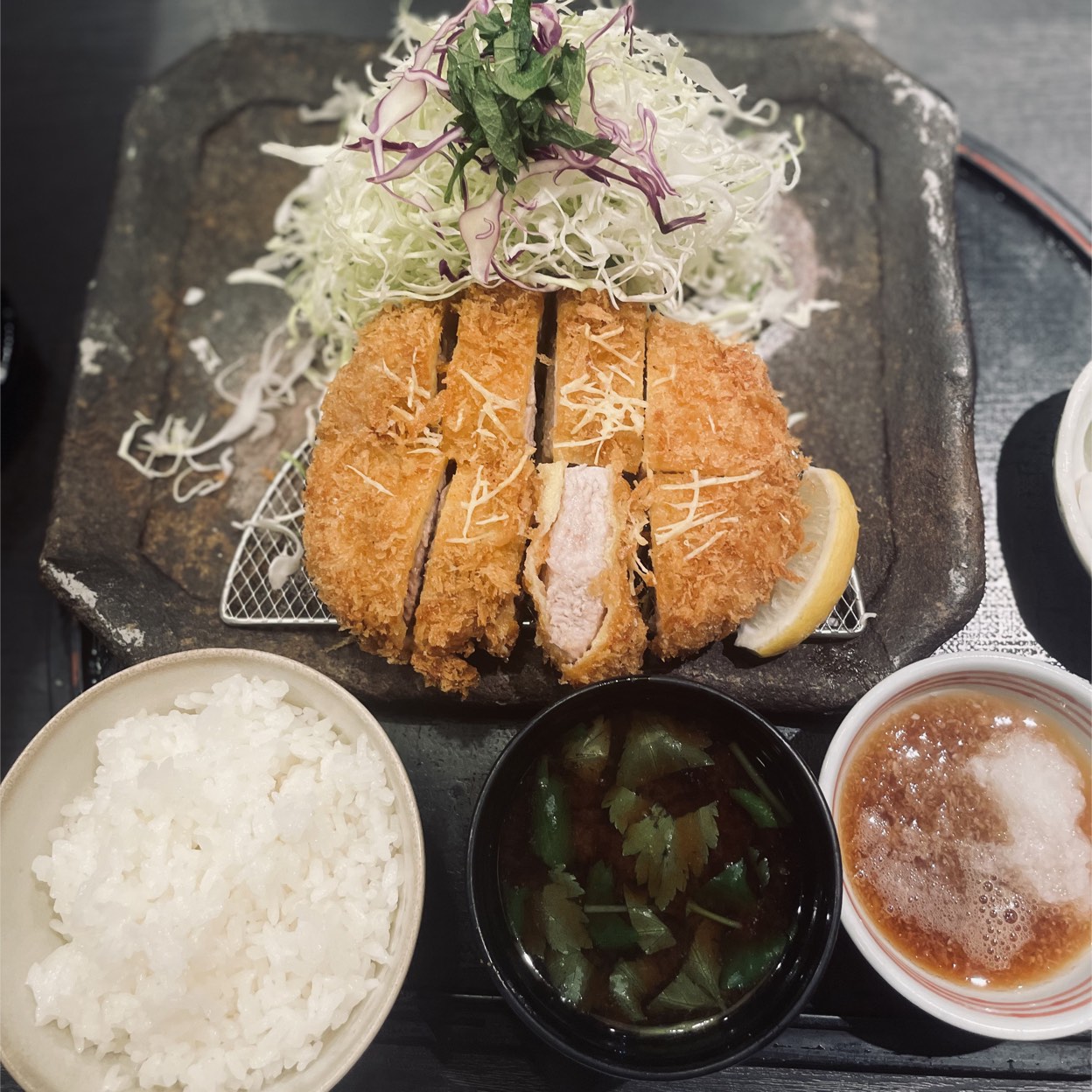 と ん 鈴