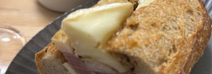 カモベーカリー