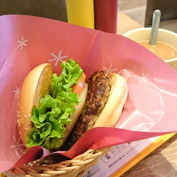 フレッシュネスバーガー 向ヶ丘遊園店 カフェ スイーツ の写真 ホットペッパーグルメ