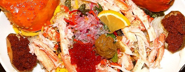 村上水産直営 かに専門店 かに甲羅庵