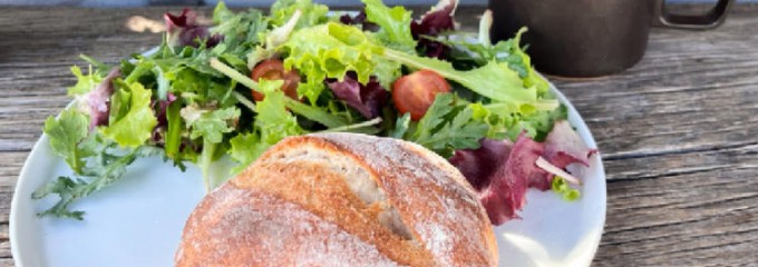 UNIVERSAL BAKES and CAFE