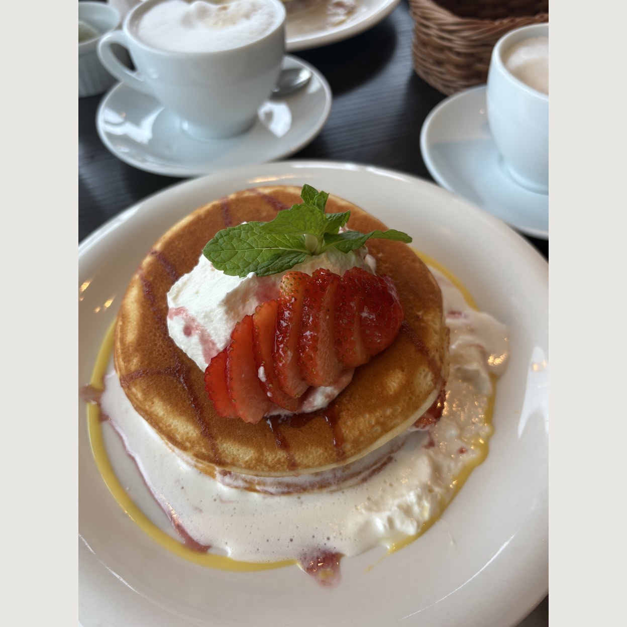パン ケーキ カフェ クローバー ズ