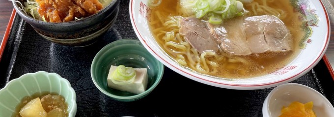 タカ食堂