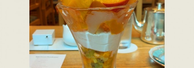 水信フルーツパーラー