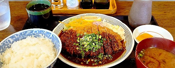 食堂 寶舎