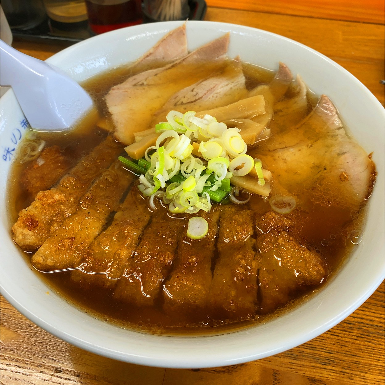 味 の 新宮
