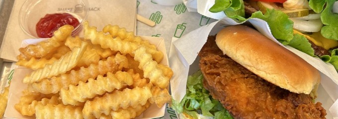 SHAKE SHACK (シェイクシャック)  阪神梅田店