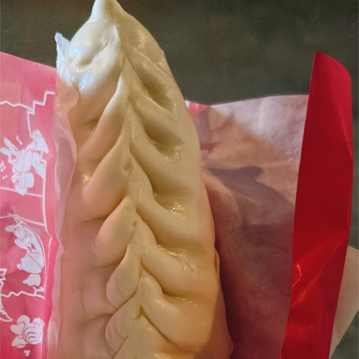 ハロウィン限定 ディズニー肉まん の 紙