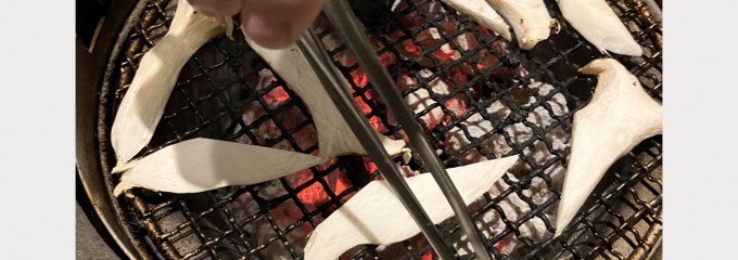 炭火焼肉　うっしっしっ 所沢本店